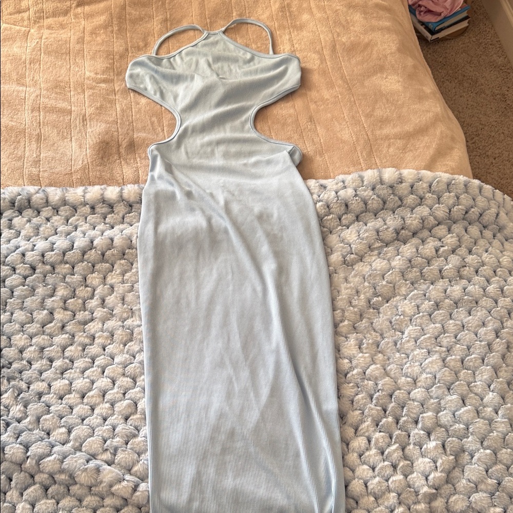 Elegant Light Blue Sleeveless Dress